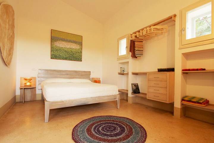 Room 7 of 47