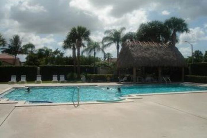 Pool 10 of 11
