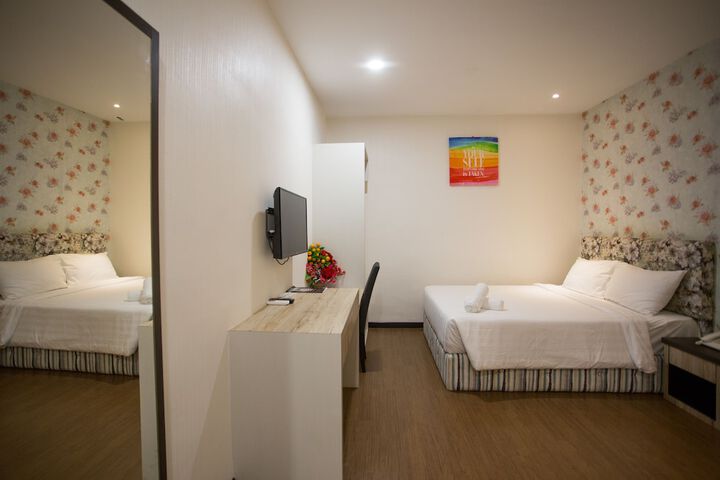 Room 22 of 49