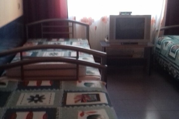 Room 15 of 25