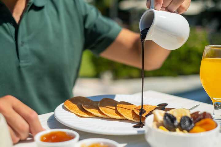 Breakfast/Coffee Service 39 of 51