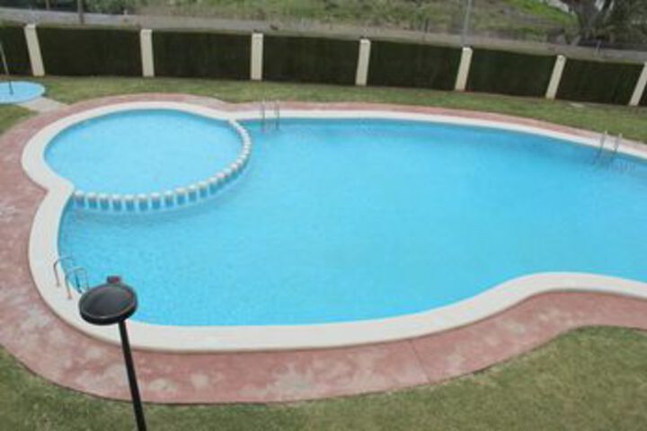 Pool 10 of 12