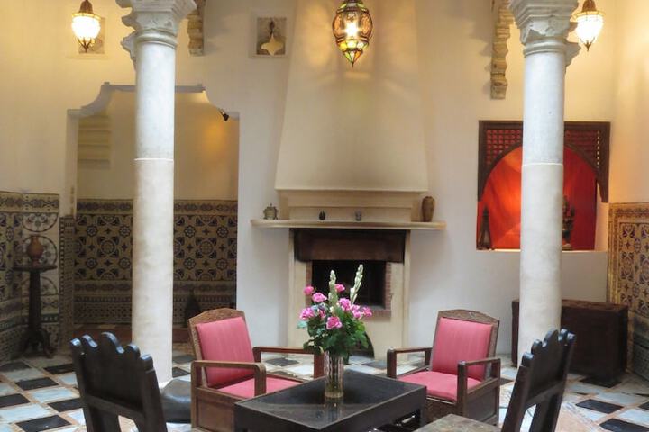 Guest Lobby