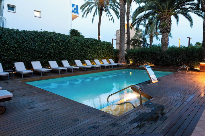 Pool 39 of 46