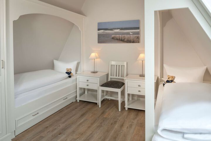Room 12 of 56