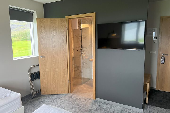 Room 15 of 68