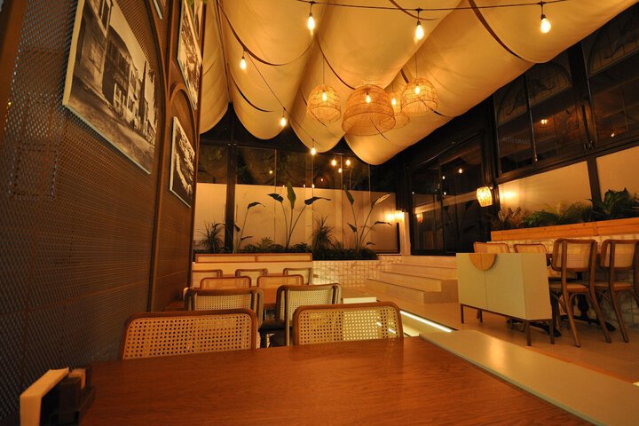Dining 121 of 131