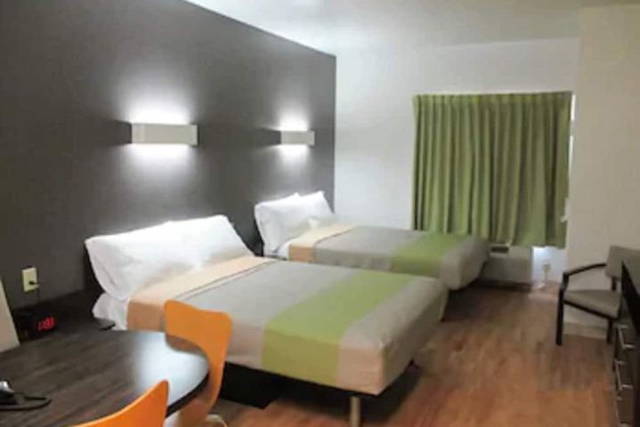 Room 20 of 47