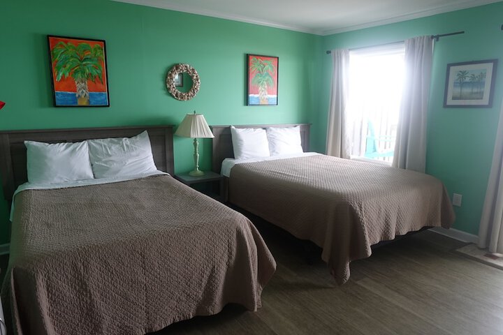 Room 71 of 282