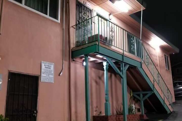 Image of Travis Lodge Motel 16