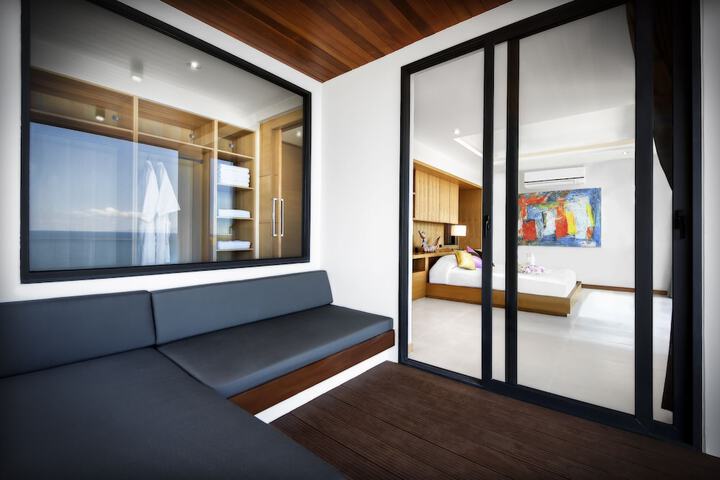 Room 29 of 97