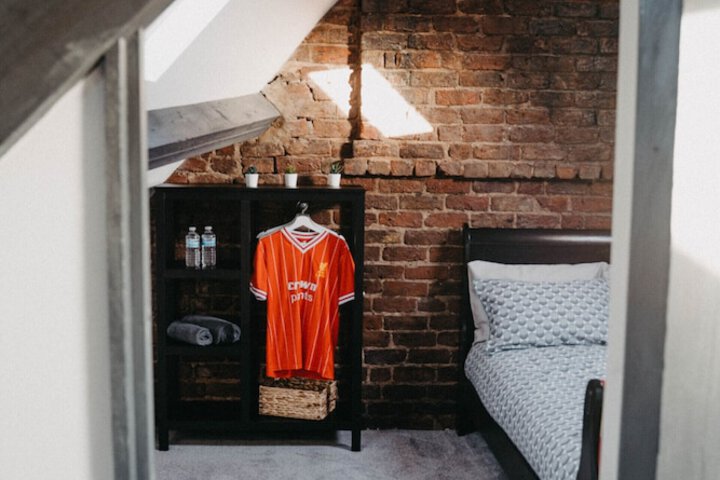 Room 34 of 68