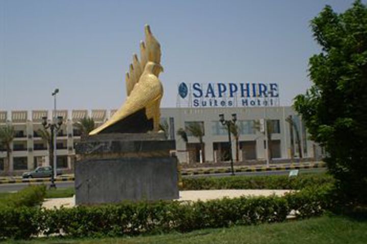 Golden 5 Sapphire Suites Hotel