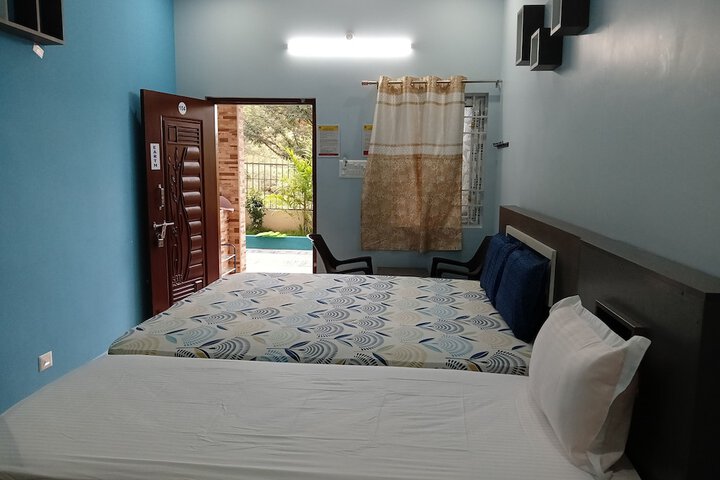 Room 18 of 35