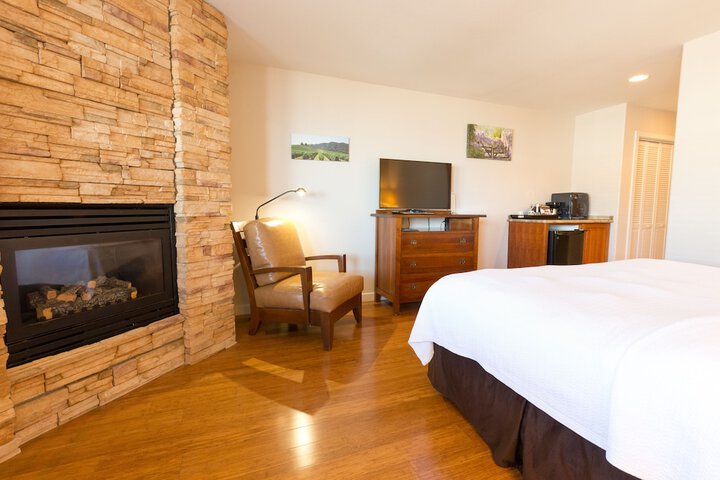 Room 3 of 47