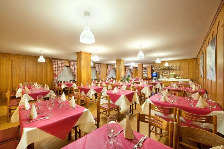 Dining 88 of 112