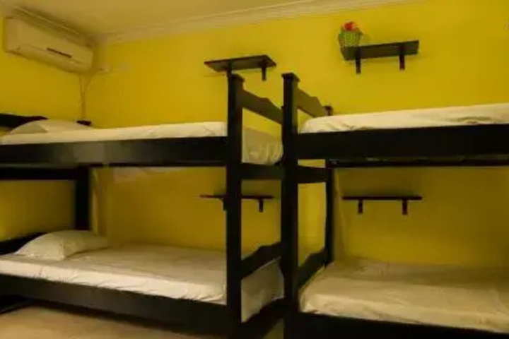 Room 3 of 6
