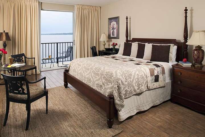 Room 26 of 134