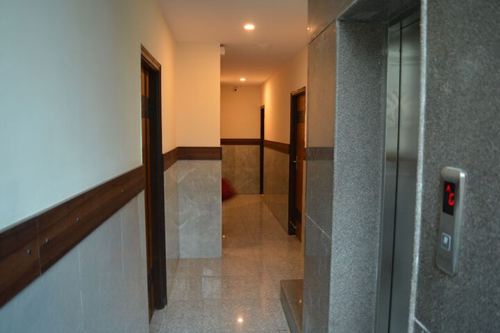 Hotel 5 of 8