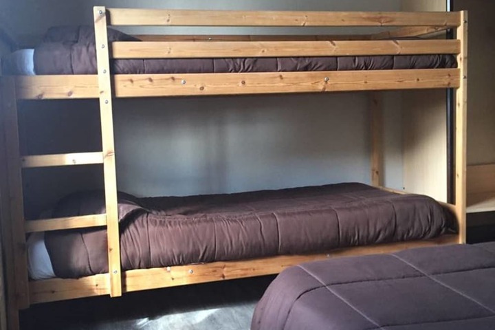 Room 13 of 40