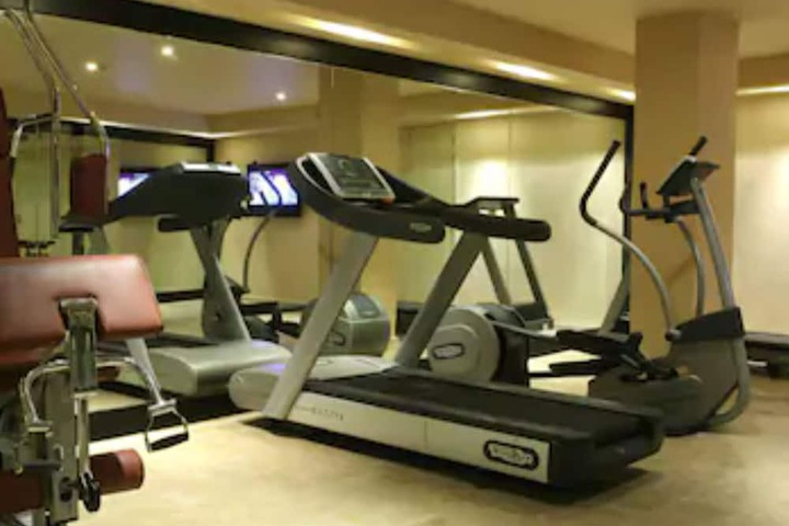 Hotel with Gym