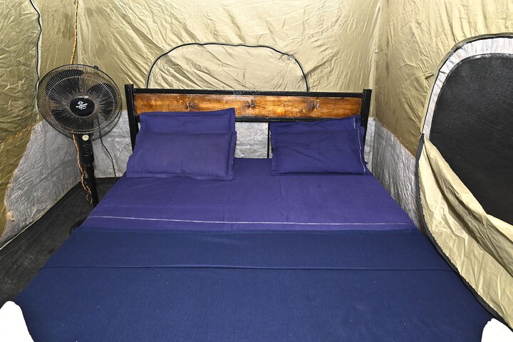 Room 18 of 60