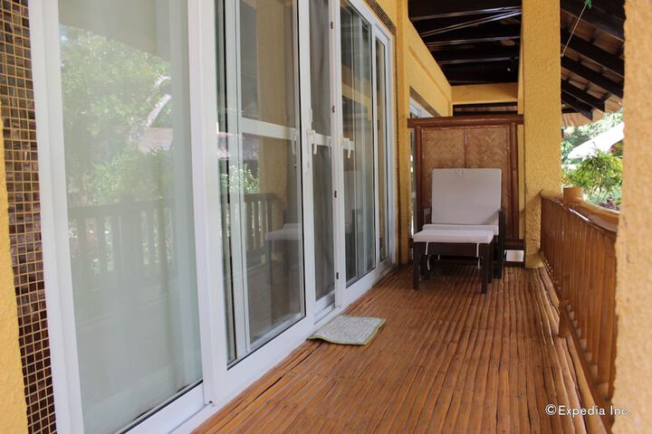 Terrace/Patio 11 of 34