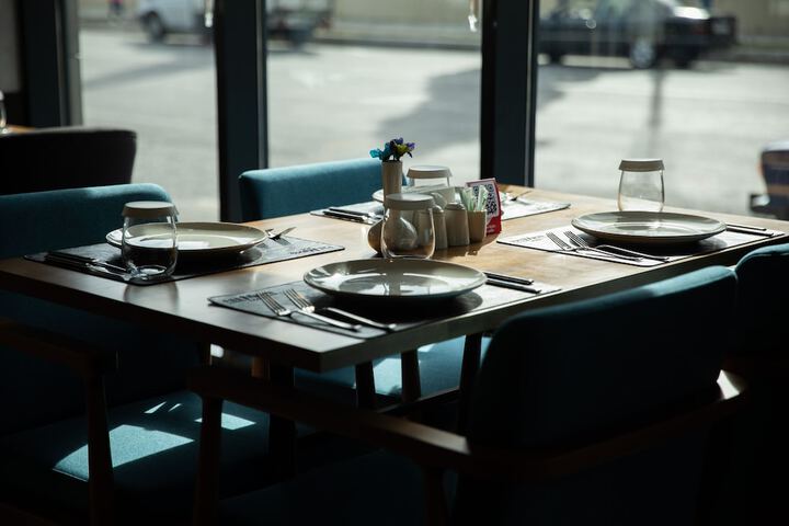 Dining 38 of 53