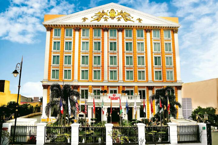 Hotel 56 of 58