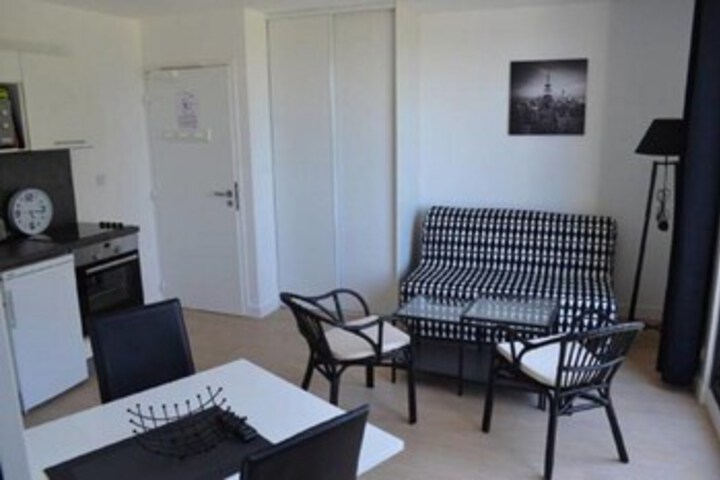 Room 18 of 40