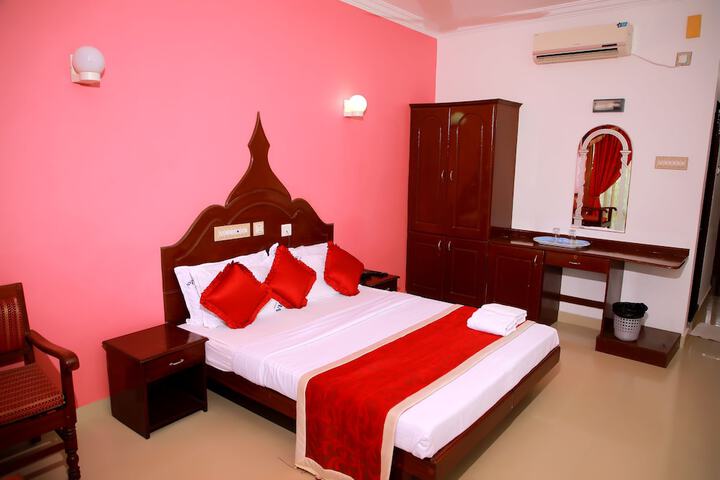 Room 9 of 21