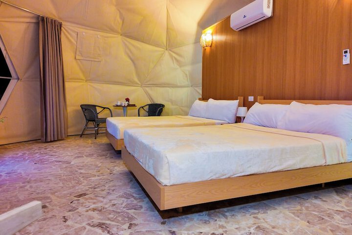 Room 21 of 97