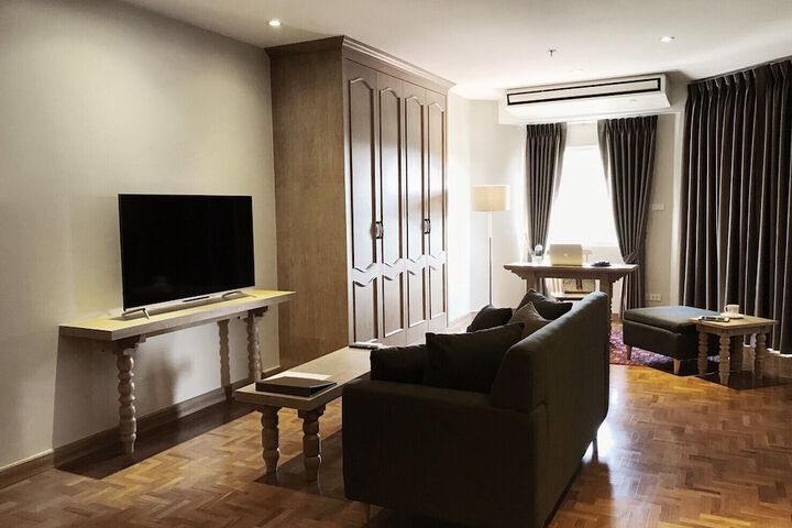 Room 103 of 260