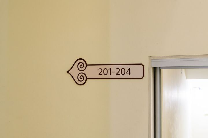 Ballroom/Hall 91 of 95