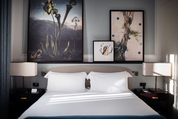Room 15 of 79