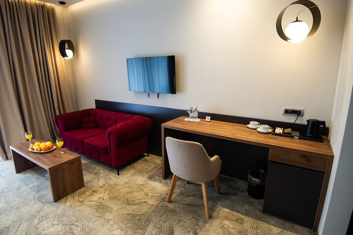 Room 18 of 67