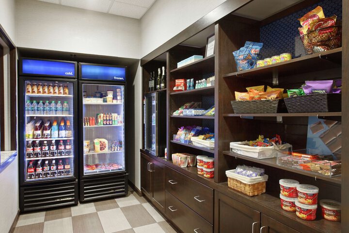 Snack bar