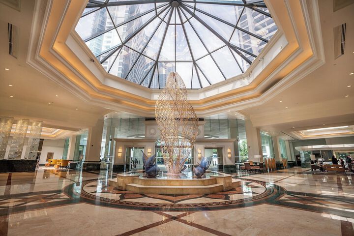 Hotel Lobby