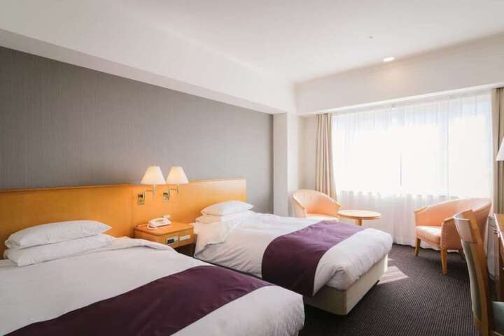 Room 7 of 39