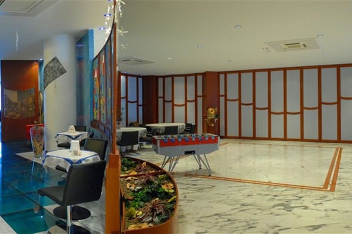 Hotel Interior 6 of 59