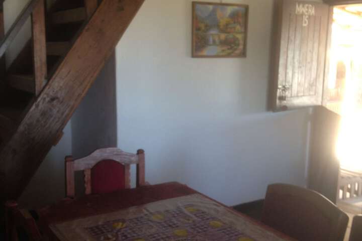 Room 27 of 30
