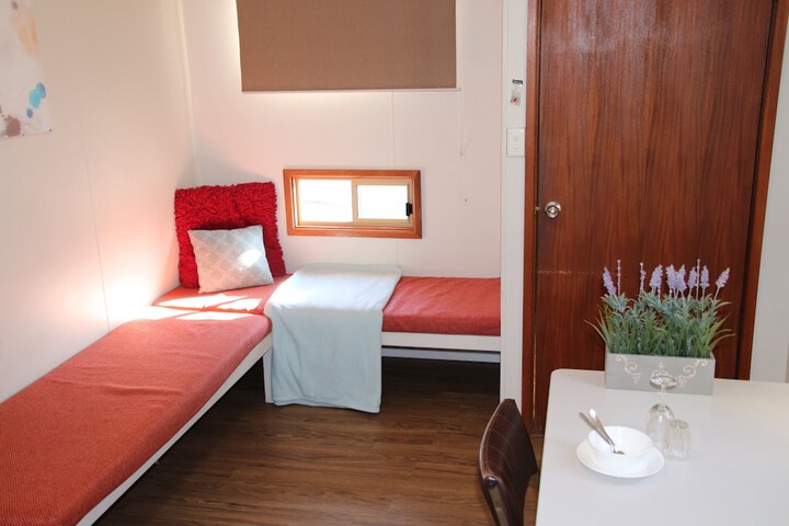 Room 18 of 54
