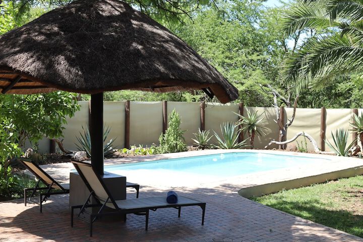 Pool 32 of 74