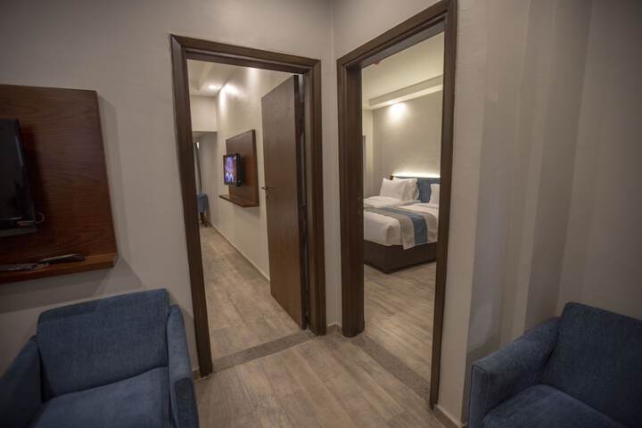 Room 15 of 27