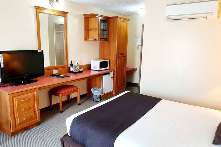 Room 26 of 68