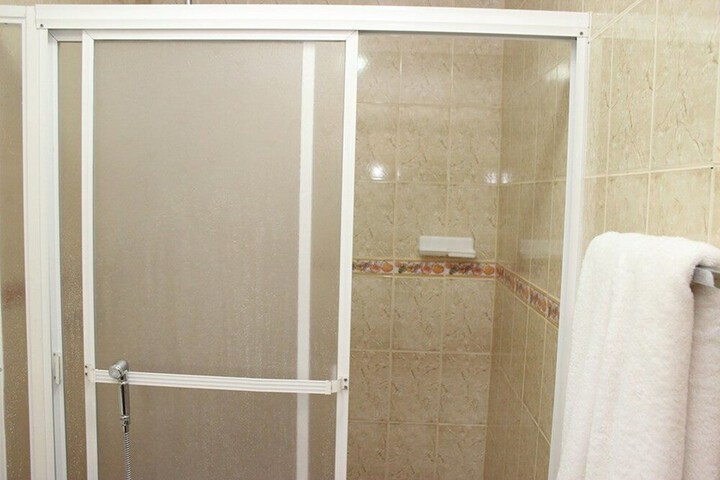Room 12 of 29