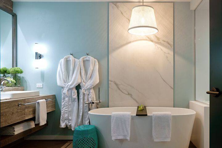 Room 48 of 119