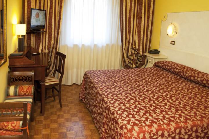 Room 17 of 59