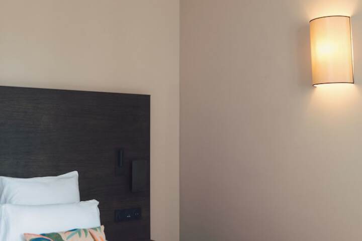Room 74 of 224