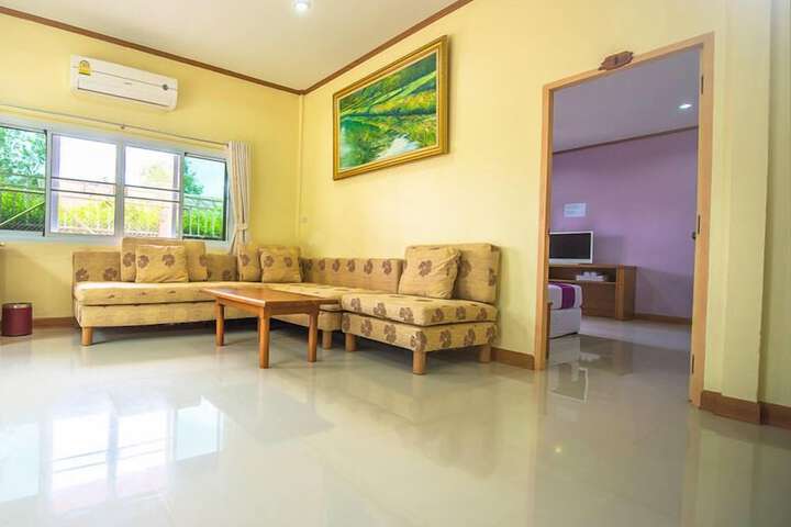 Room 35 of 65